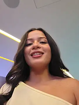 SophiaXJohn XXX чат на живо
