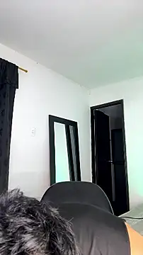 Busterspinter live XXX chat