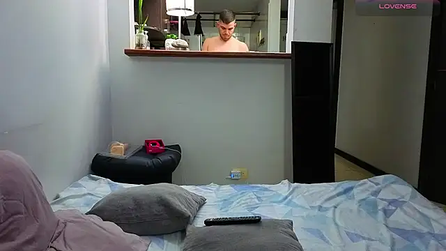 Matiashorney's Live XXX Chat