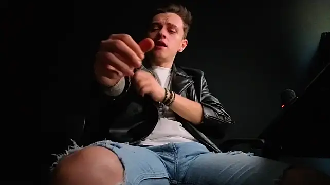 FelixStarkk live XXX chat