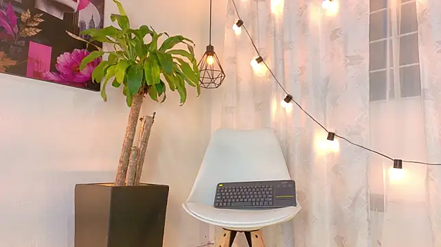 Lauren_smiles' Live XXX Chat