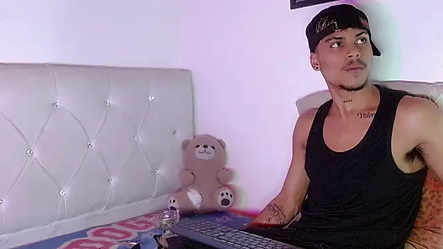 Chat XXX ao vivo de Angel_foxc13