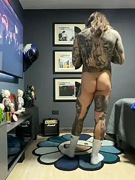 Živý XXX chat ThomasHells