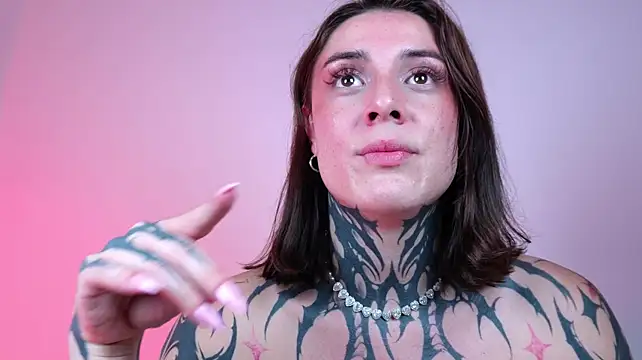 mystikdollx Pertunjukan Webcam