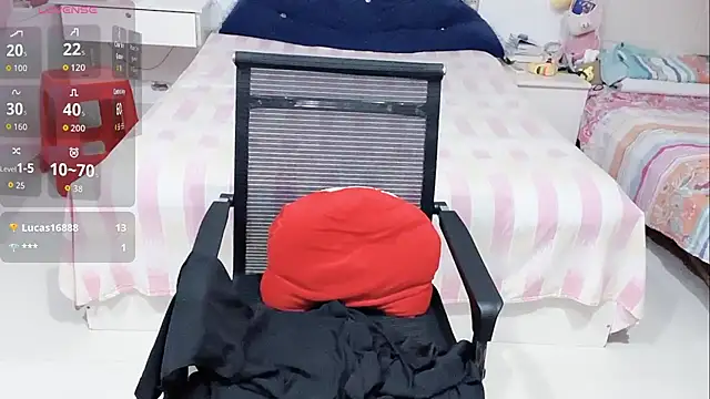 Chat +18 de miaomiao-99 ao vivo