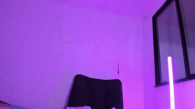 XXX chat uživo modela Axel_hendrick