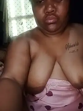 ChubbyMidgetxxx19 라이브 XXX 채팅