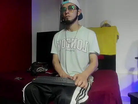 mark_splinter09 Live XXX Chat