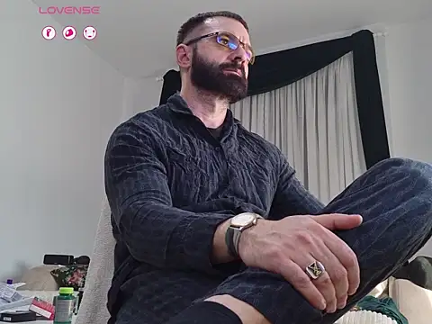 GipsyKingRo's Live XXX Chat
