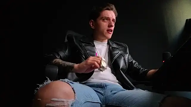 FelixStarkk 라이브 XXX 채팅