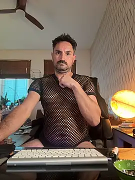 Chat XXX en directo de tomz0819