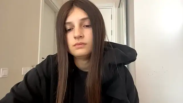 SpanishRooter live XXX chat