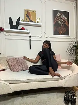 XXX chat uživo modela GoddessDreea