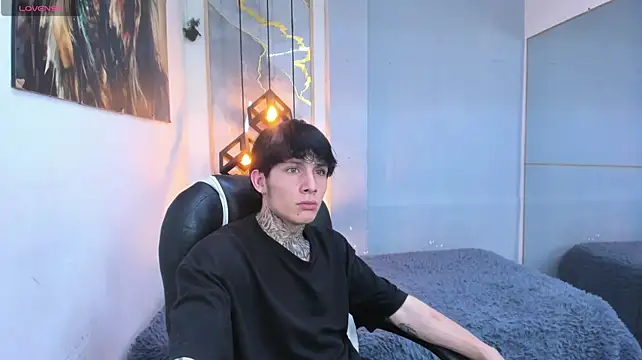 Chat XXX en directo de Cry_thereal