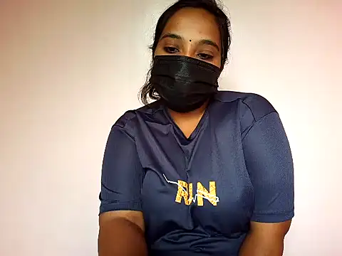 Mathi_cam Adlı Modelin Canlı XXX Sohbeti