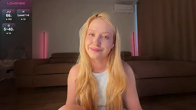 Monikacutie's Live XXX Chat