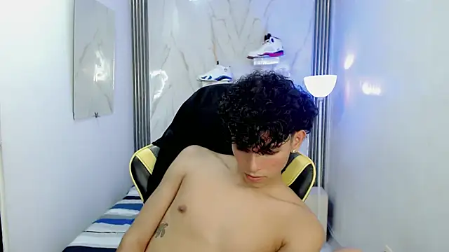 FUNNY_DICK_ live XXX chat