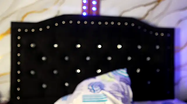 ARTEMISAKIM Live XXX-Chat