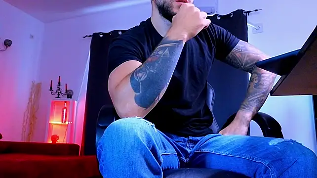 MightyAaron66 라이브 XXX 채팅