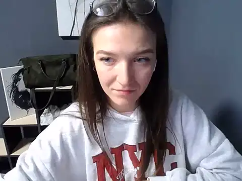 Chat XXX en directo de shining_pearl_