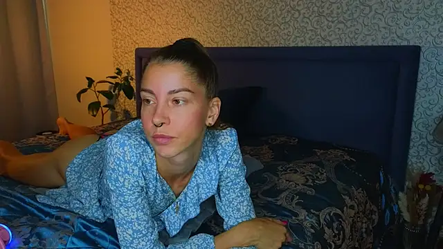Kristi_Wolf 라이브 XXX 채팅