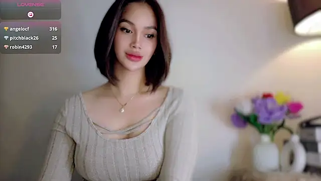 Anna_HollyDoll Chat XXX in diretta