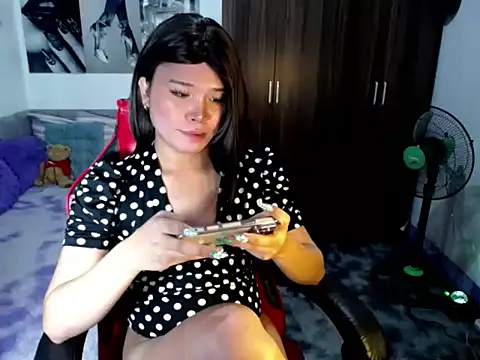 sofiathe1st XXX чат на живо