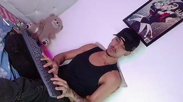 Онлайн чат XXX Angel_foxc13