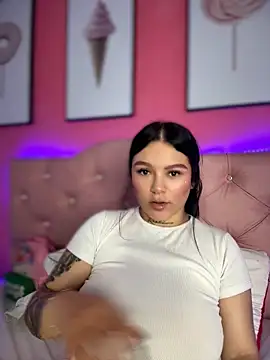 Chat +18 de Megaan__More ao vivo