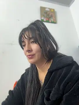 SALOME_KORLAND Adlı Modelin Canlı XXX Sohbeti