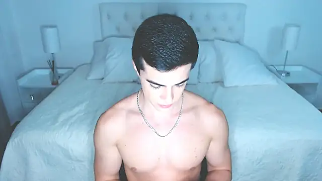 צ'אט XXX בשידור חי של mr_hunterx
