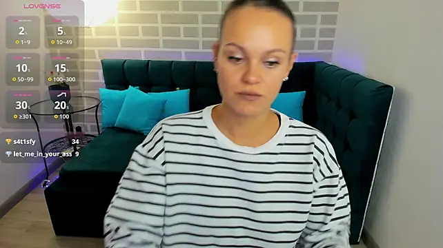Kira_Steel Chat XXX in diretta