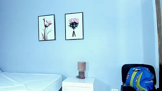 SaraayW's Live XXX Chat