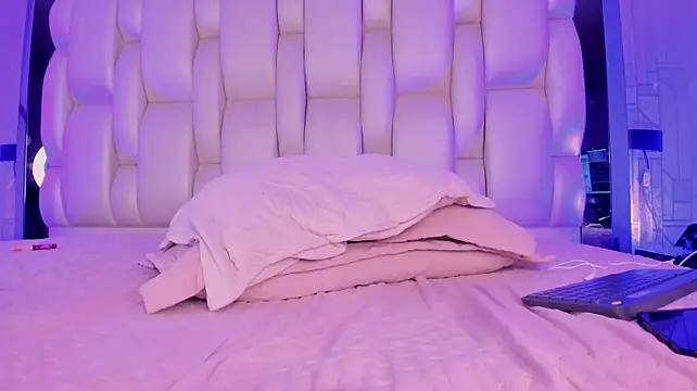 Shanezka Live XXX-chat