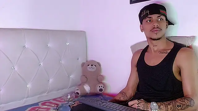 Angel_foxc13のライブXXXチャット