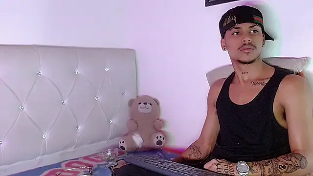Chat XXX en directo de Angel_foxc13