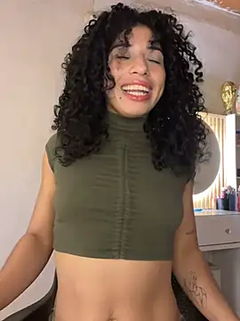 Chat +18 de Miily_0 ao vivo