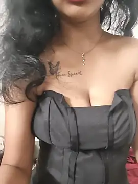 Miss_Liara01 élő XXX-chatje