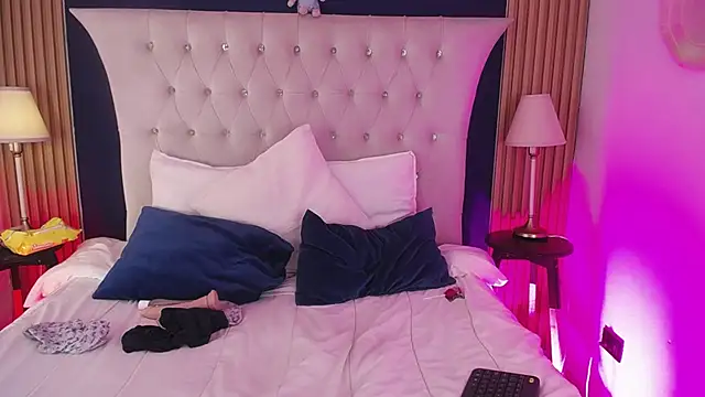 Chat XXX en directo de Viollet_Sinclair
