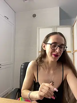 Živý XXX chat MartiniiSelenna