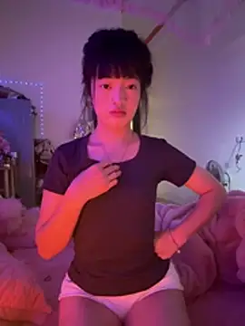 Tramy_xx  在線直播表演