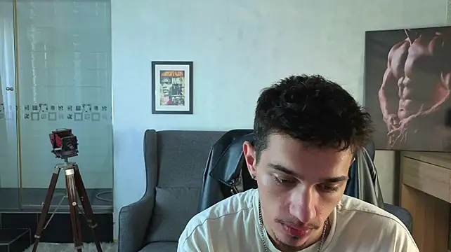 XXX chat uživo modela KaydenDrew
