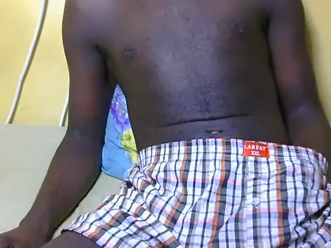 AdamC97 Chat XXX live