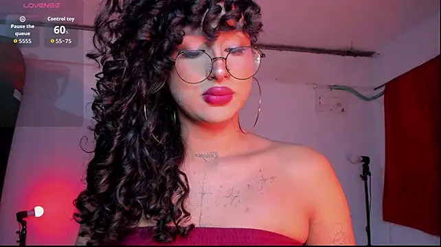 Heka_Prudence Chat XXX in diretta