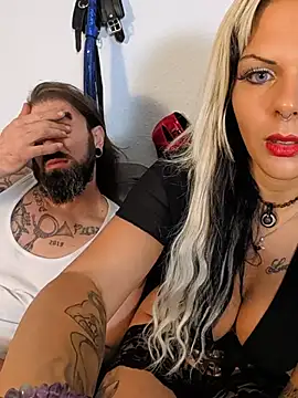 Glory_Cat_official Show in webcam