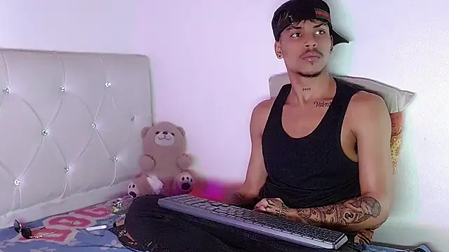 Chatroom XXX en direct de Angel_foxc13