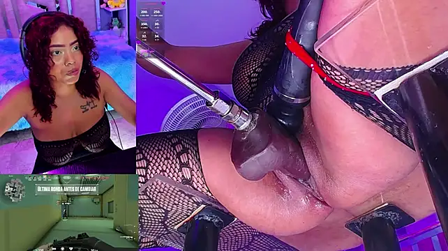 צ'אט XXX בשידור חי של NinaCapelli