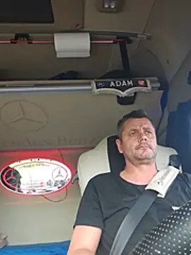 Živý XXX chat adas-