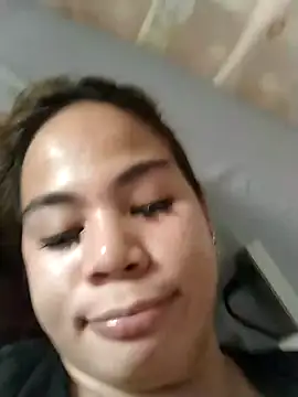 carla_69x Adlı Modelin Canlı XXX Sohbeti