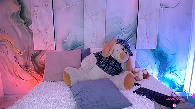 MylaDreams 现场XXX聊天